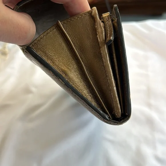 Gucci Micro Guccissima Bronze Patent Leather Long Wallet - Picture 10 of 13